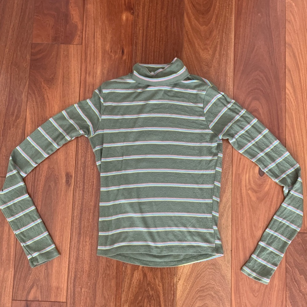 Sky and Sparrow Long Sleeve Turtleneck Top
